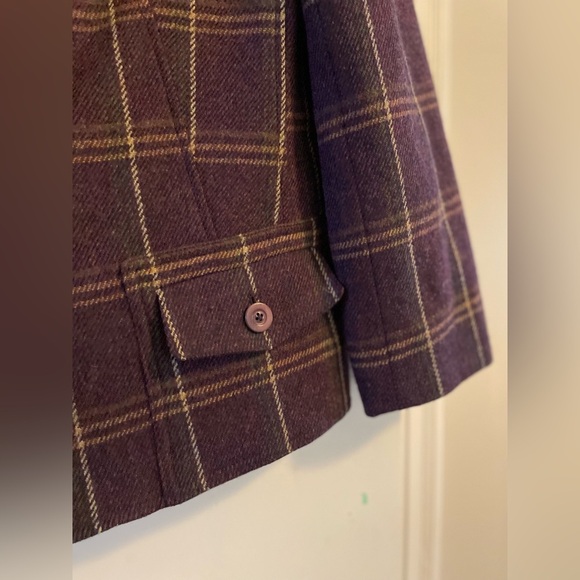 Talbots 100% Wool Purple Plaid 2 Pocket 3 Button Closure Lined Blazer Size 16 P - Picture 6 of 10